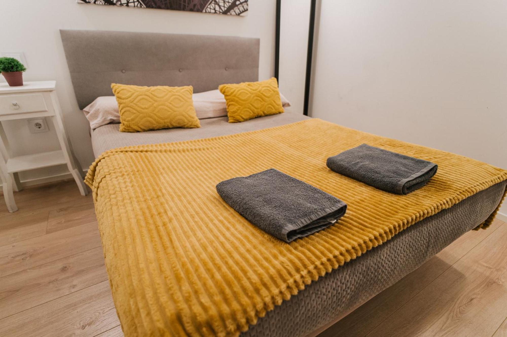 Lujoso Y Amplio Apartamento Con Parking Incluido León Eksteriør billede