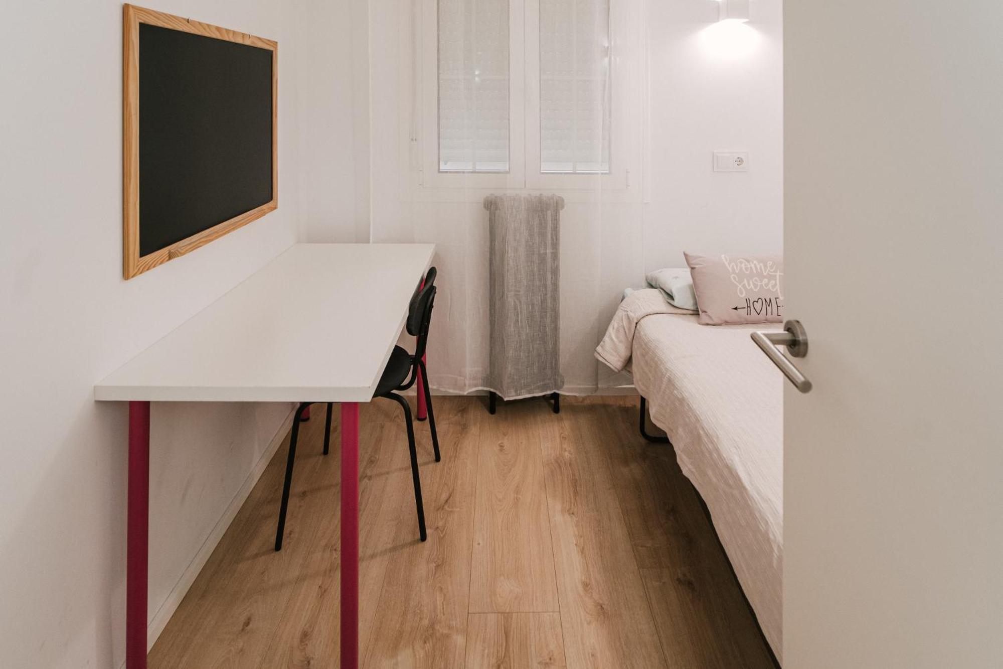 Lujoso Y Amplio Apartamento Con Parking Incluido León Eksteriør billede